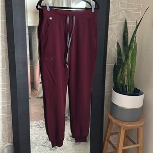 FIGS Zamora Jogger Scrub Pants (Medium LONG)
